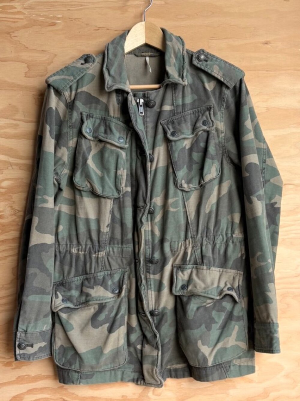 Free People - Green Camo Jacket, SZ S